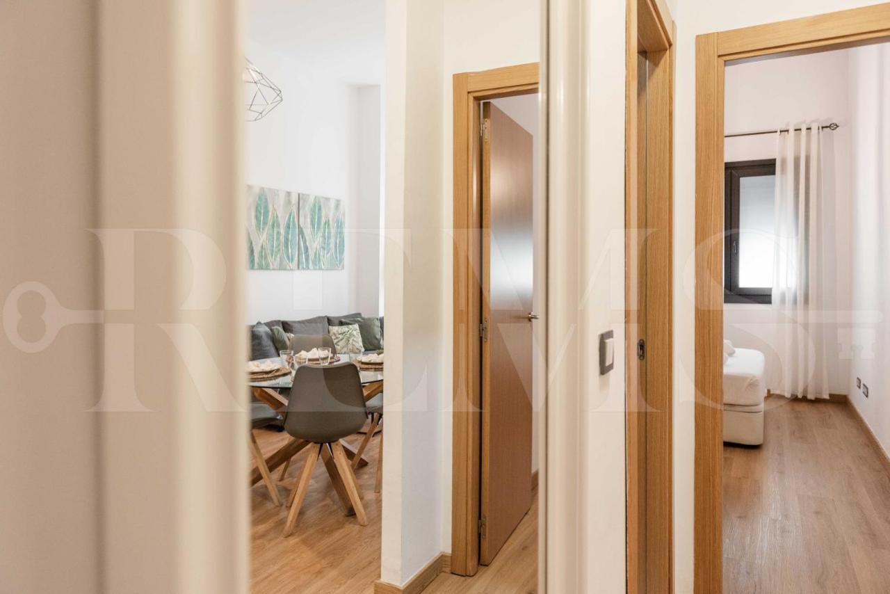 3Br Apartment With Parking And Patio In The Center By Rems Malaga Exterior photo