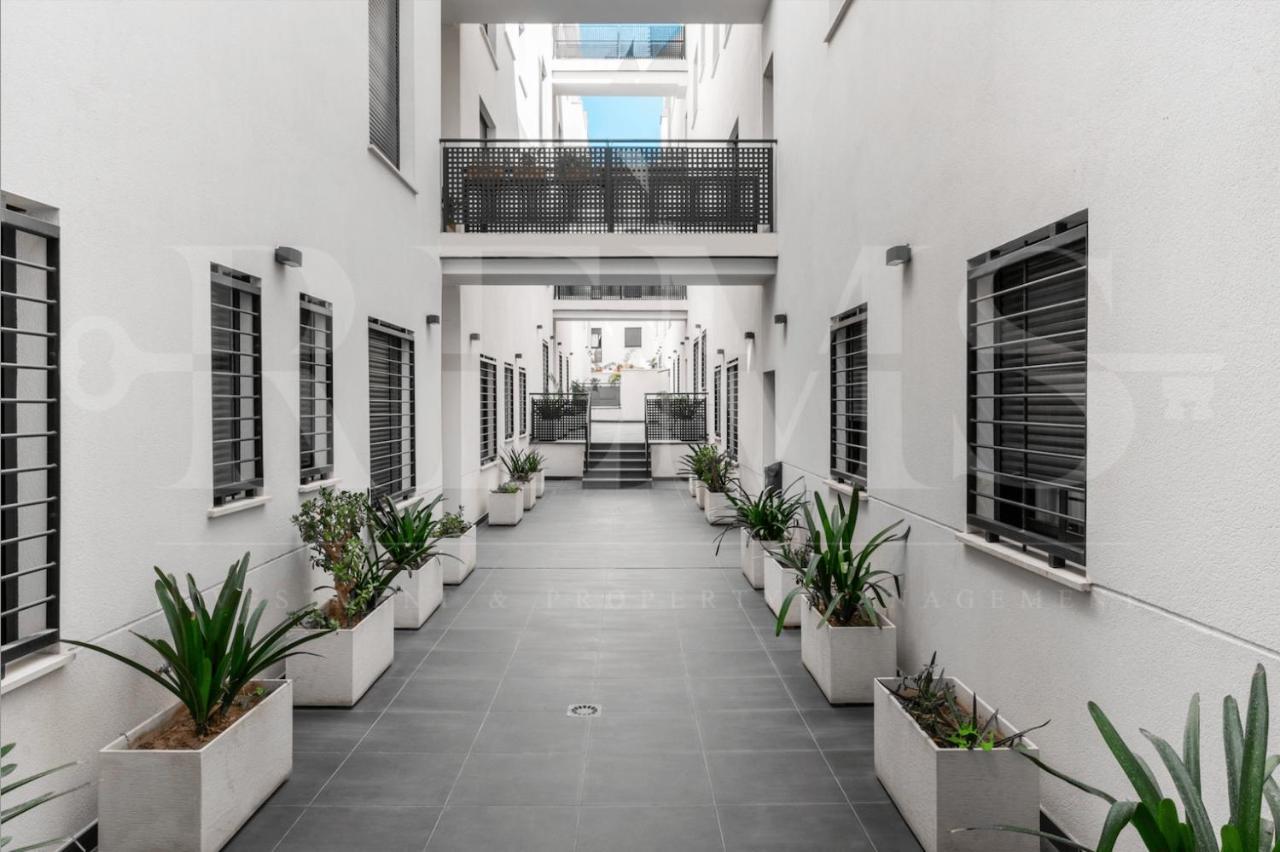3Br Apartment With Parking And Patio In The Center By Rems Malaga Exterior photo