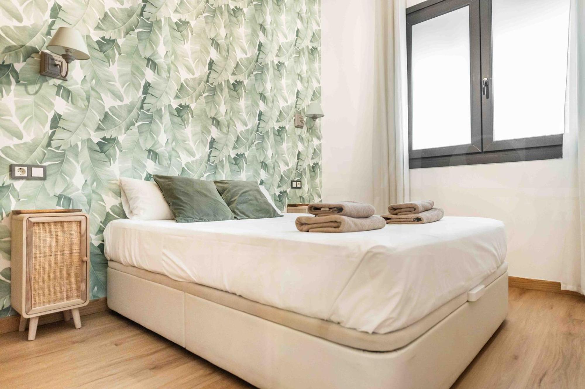 3Br Apartment With Parking And Patio In The Center By Rems Malaga Exterior photo