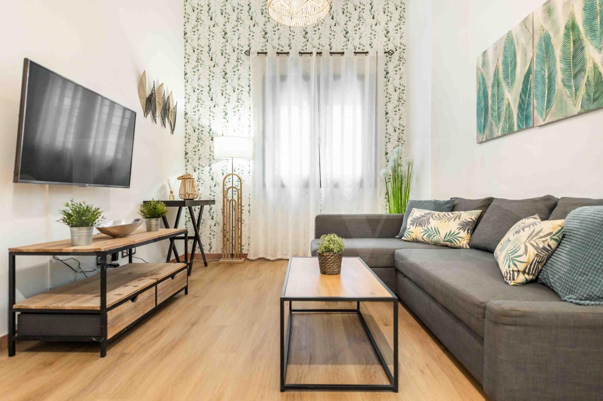 3Br Apartment With Parking And Patio In The Center By Rems Malaga Exterior photo